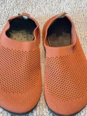 Saguaro Kids Barefoot Knit Shoes Orange Slip On Minimalist Size 12.5 13.5